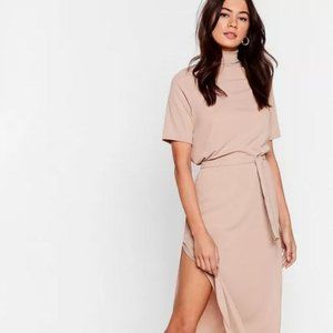 Nasty Gal Tee BT Belted Midi Dress